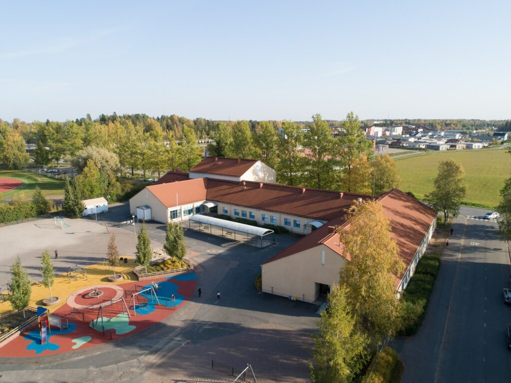 Järvenpään Yhteiskoulu Juholan yksikkö